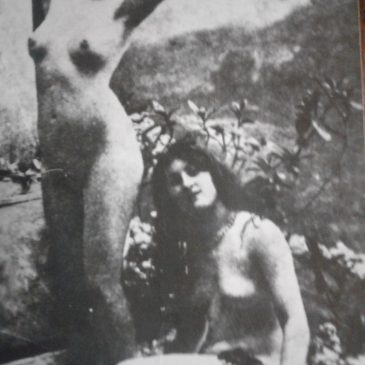 L’esotismo erotico, gusto borghese reso popolare dalla fotografia